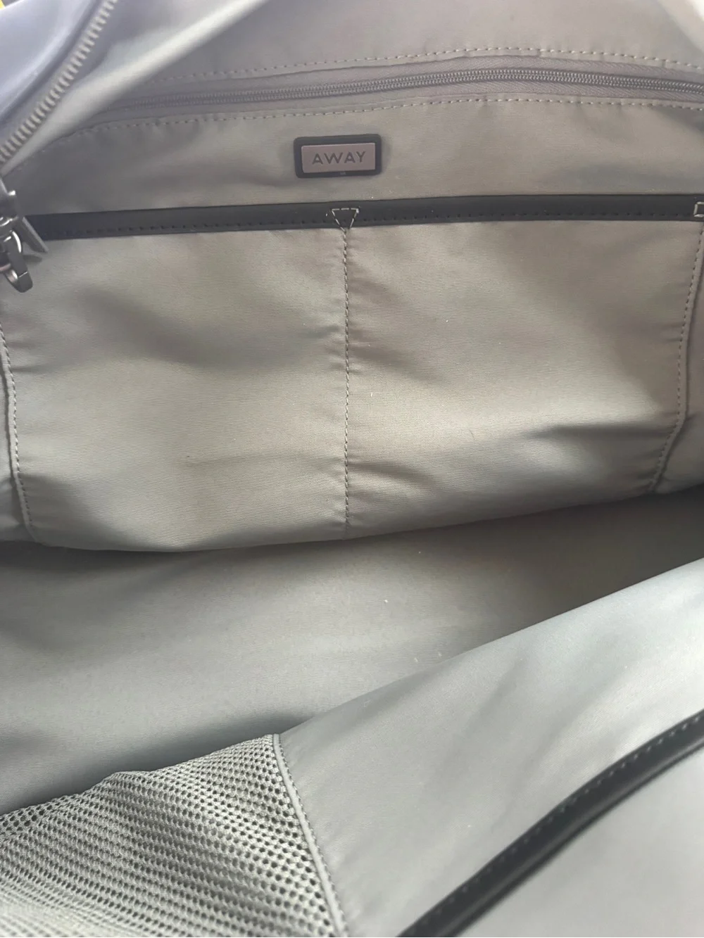 Away The Everywhere Bag in Navy EUC - Picture 10 of 13